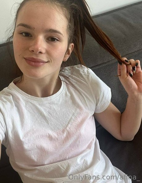 Foto desnuda filtrada de OnlyFans de Afina