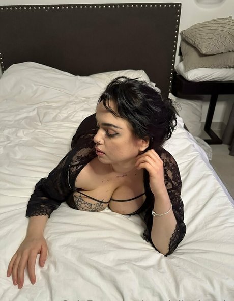 Cutejuliavictoria