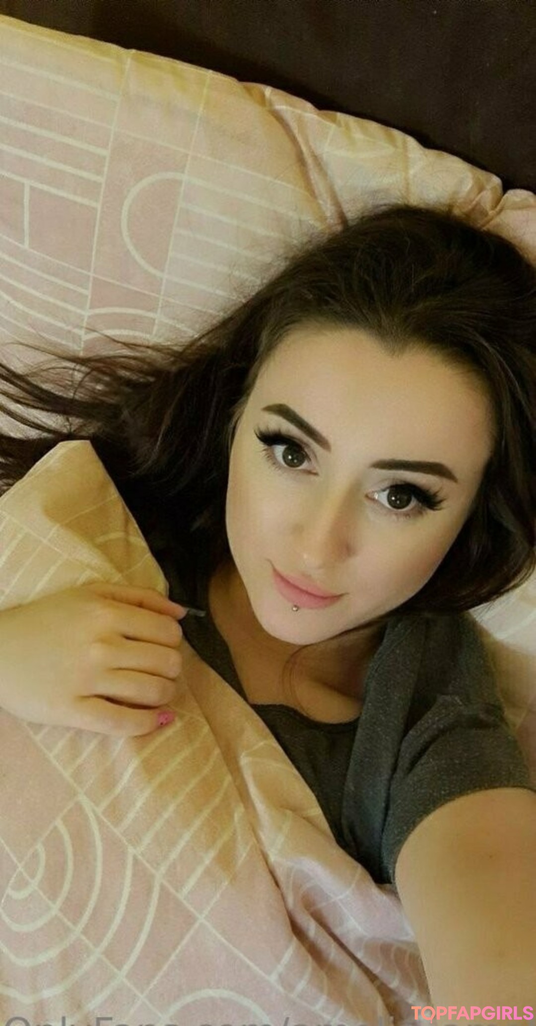 Foto desnuda filtrada de OnlyFans de Ameliaameli #107 Foto desnuda filtrada de OnlyFans de Ameliaameli #107