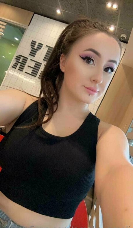 Foto desnuda filtrada de OnlyFans de Ameliaameli