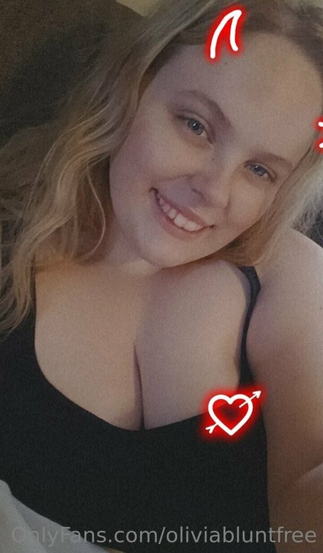 Oliviabluntfree