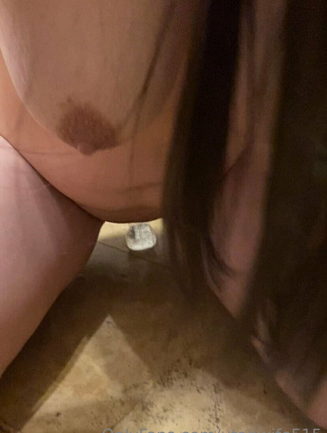 Foto desnuda filtrada de OnlyFans de Utahwife515