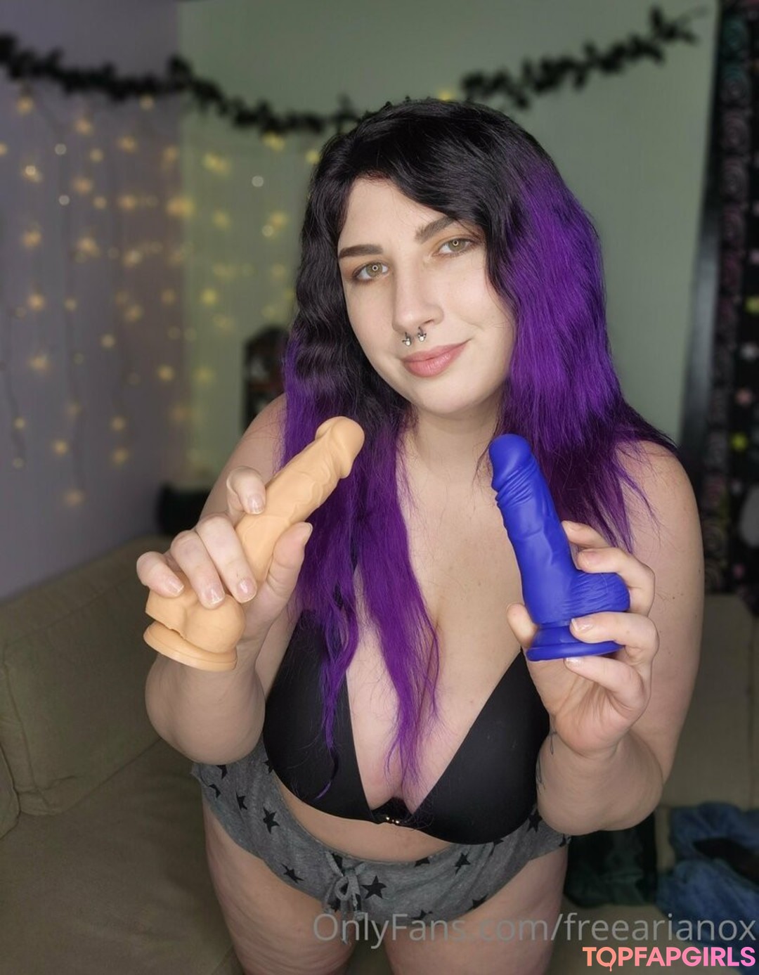 Foto desnuda filtrada de OnlyFans de Freearianox #30 Foto desnuda filtrada de OnlyFans de Freearianox #30