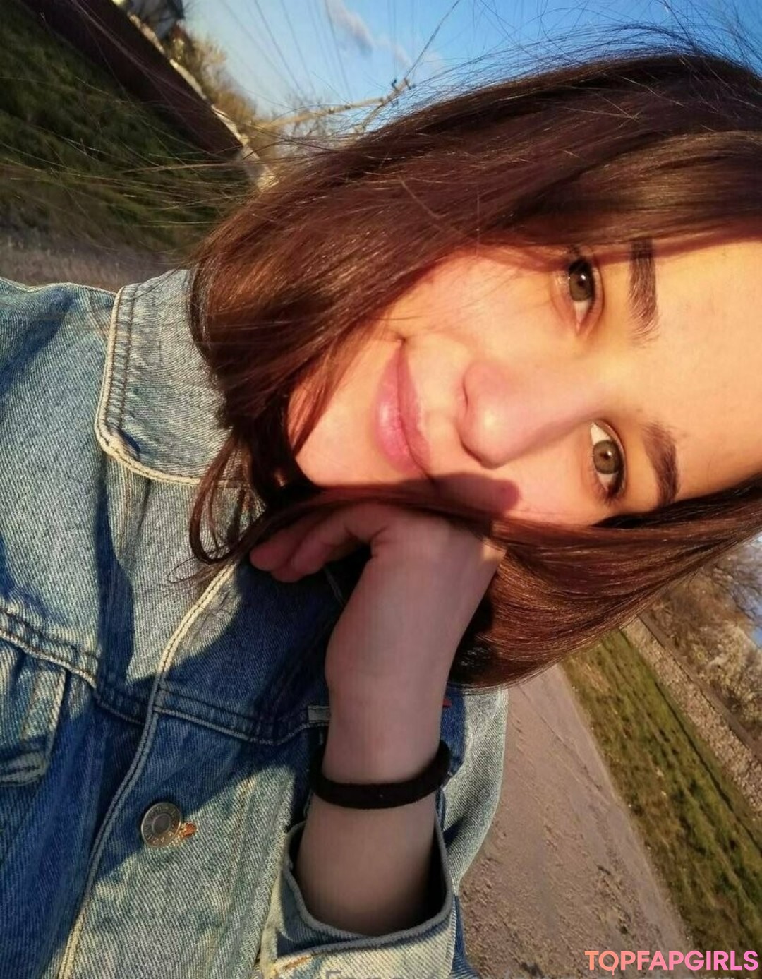 Foto desnuda filtrada de OnlyFans de Anniecherry #25 Foto desnuda filtrada de OnlyFans de Anniecherry #25