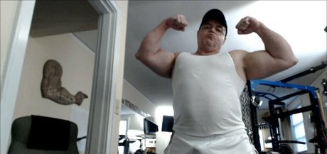 Flexbigmuscle