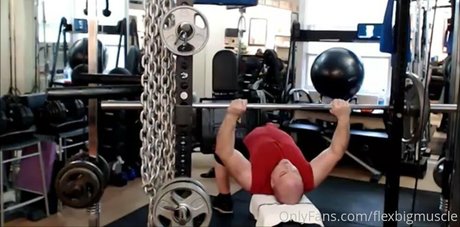 Flexbigmuscle