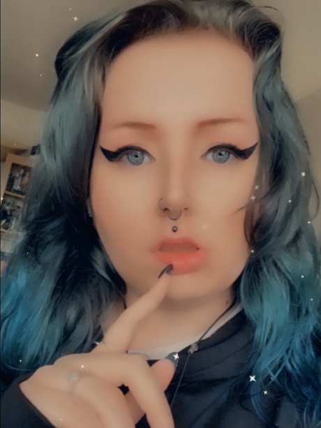 Foto desnuda filtrada de OnlyFans de Blue