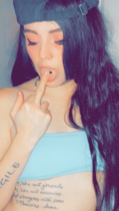 Foto desnuda filtrada de OnlyFans de Desi