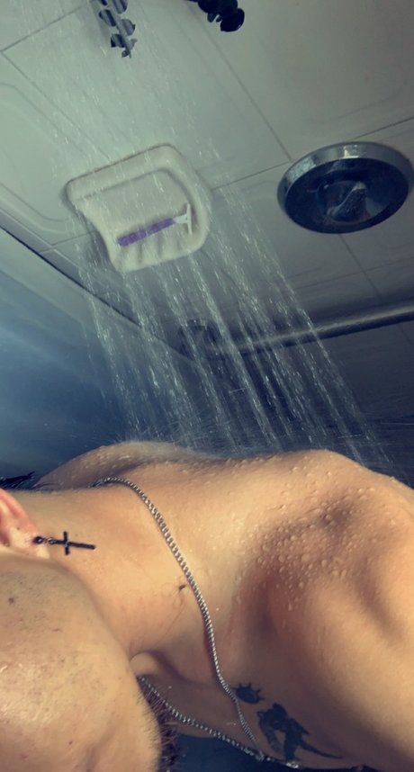 Foto desnuda filtrada de OnlyFans de Austin 