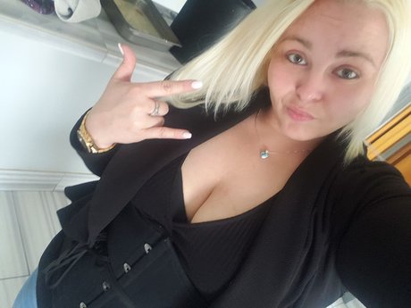 Amanda Knoxxx