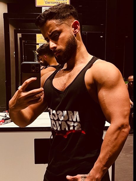 Foto desnuda filtrada de OnlyFans de Ardamuscle