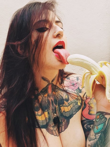 Foto desnuda filtrada de OnlyFans de Aline Olavy