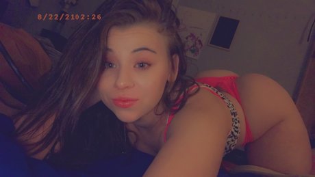 Foto desnuda filtrada de OnlyFans de I Play Wit Da Pussy Like Tickle Me Elmo