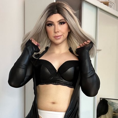 Foto desnuda filtrada de OnlyFans de Akame