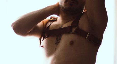 Foto desnuda filtrada de OnlyFans de Chico Invisible