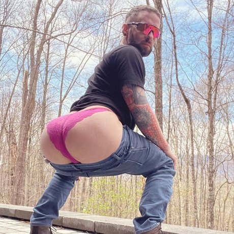 Foto desnuda filtrada de OnlyFans de Dan Denington