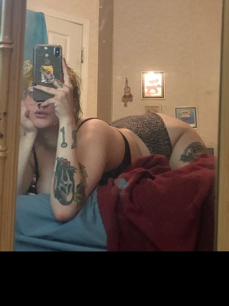Foto desnuda filtrada de OnlyFans de Nosferatupssy