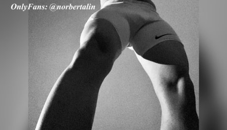 Foto desnuda filtrada de OnlyFans de Norbert Alin