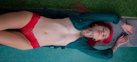 Foto desnuda filtrada de OnlyFans de Nora Redmain