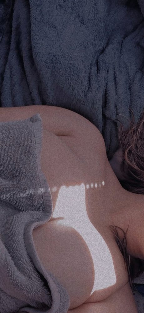 Foto desnuda filtrada de OnlyFans de Aerinette
