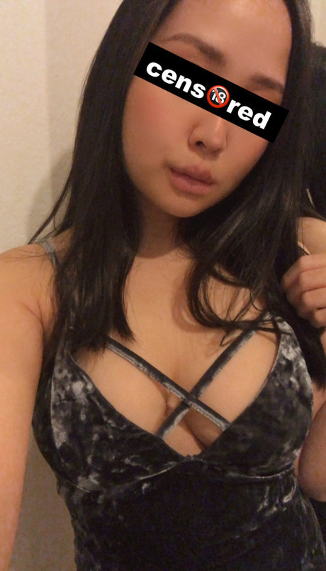 Foto desnuda filtrada de OnlyFans de No Face Girl