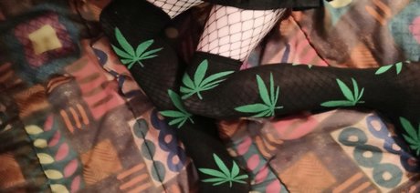 Foto desnuda filtrada de OnlyFans de Stoner Girl