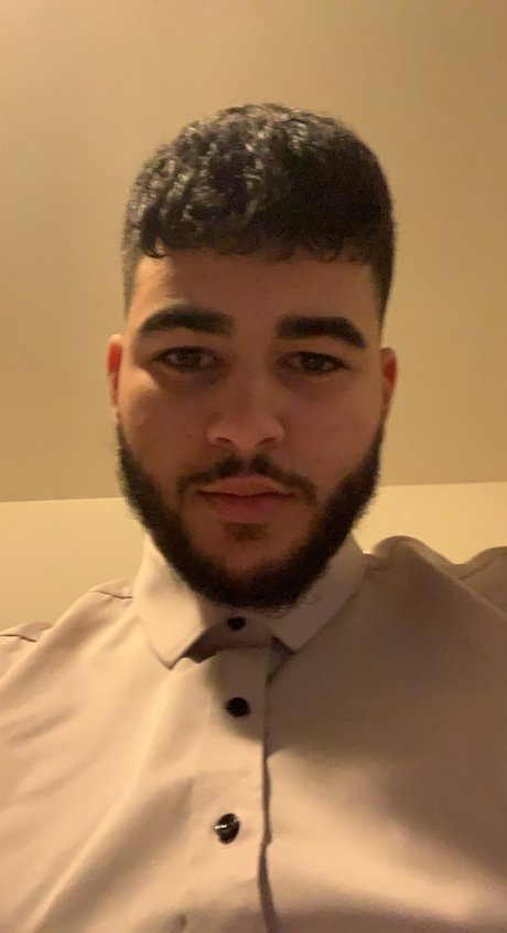 Foto desnuda filtrada de OnlyFans de Agginoprono