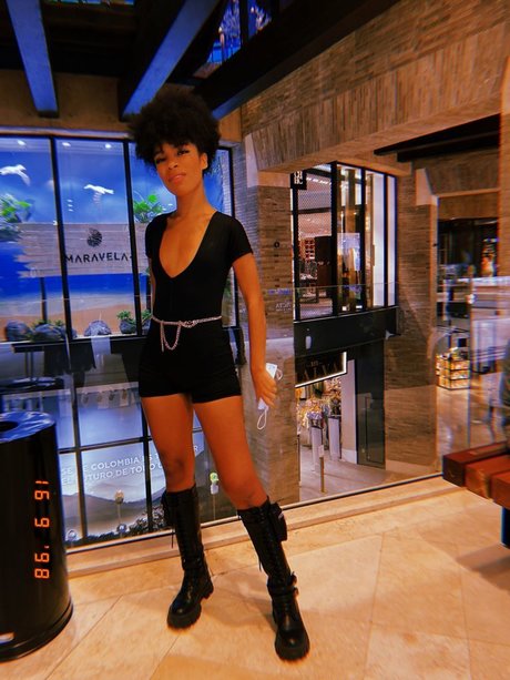 Foto desnuda filtrada de OnlyFans de Africa