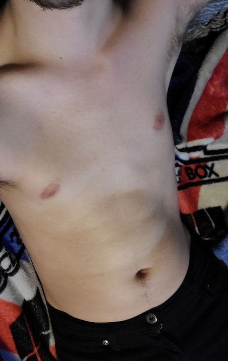 Foto desnuda filtrada de OnlyFans de Alex Roding
