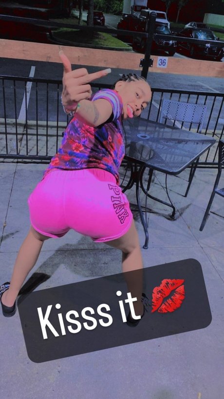 Yomanloveme 
