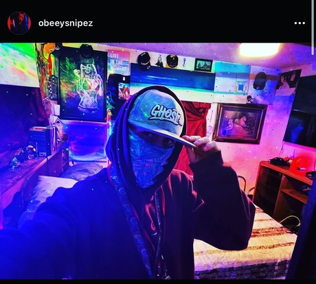 Foto desnuda filtrada de OnlyFans de Obeeysnipez