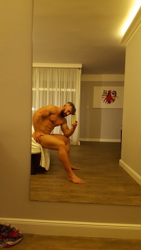 Foto desnuda filtrada de OnlyFans de andrei4fit