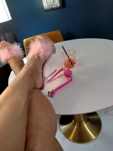 Foto desnuda filtrada de OnlyFans de babyburlesquee