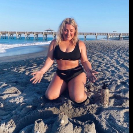 Foto desnuda filtrada de OnlyFans de Alexandria