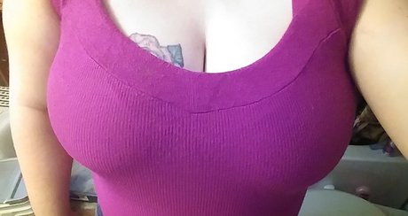 Foto desnuda filtrada de OnlyFans de Bbwqueen