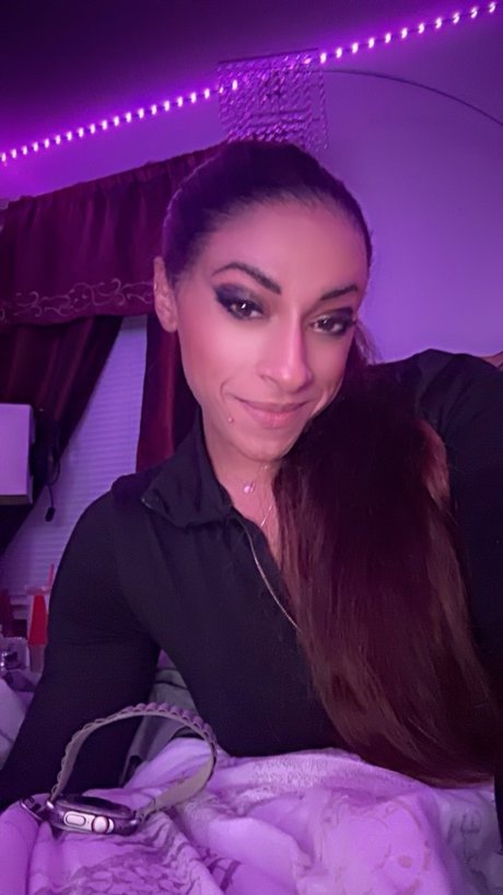 Angela Lc