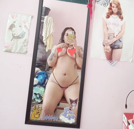 Foto desnuda filtrada de OnlyFans de Alejandra Ximena