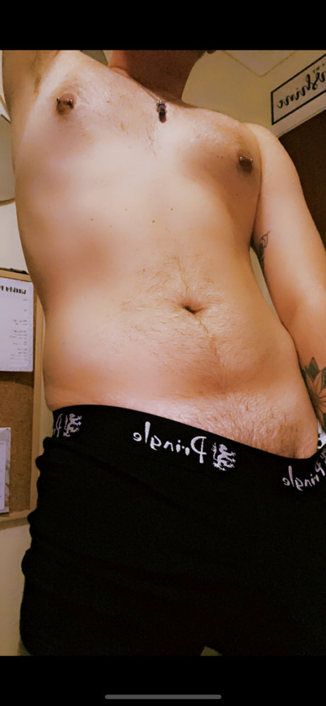 Foto desnuda filtrada de OnlyFans de Aidan