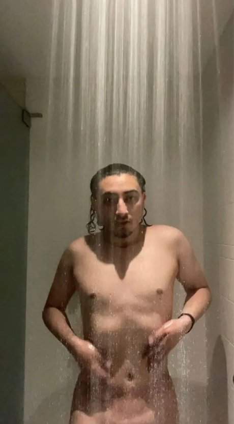 Foto desnuda filtrada de OnlyFans de Aaron Star