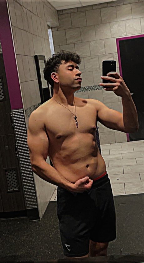 Foto desnuda filtrada de OnlyFans de Agustin