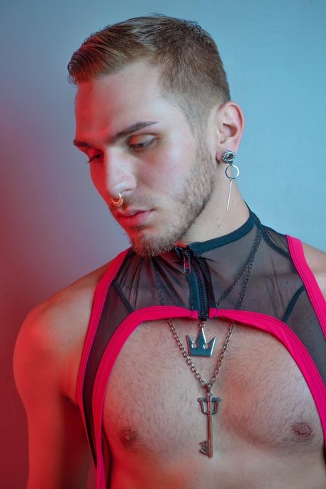 Foto desnuda filtrada de OnlyFans de Aaron Harley