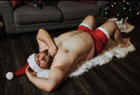 Foto desnuda filtrada de OnlyFans de Adam
