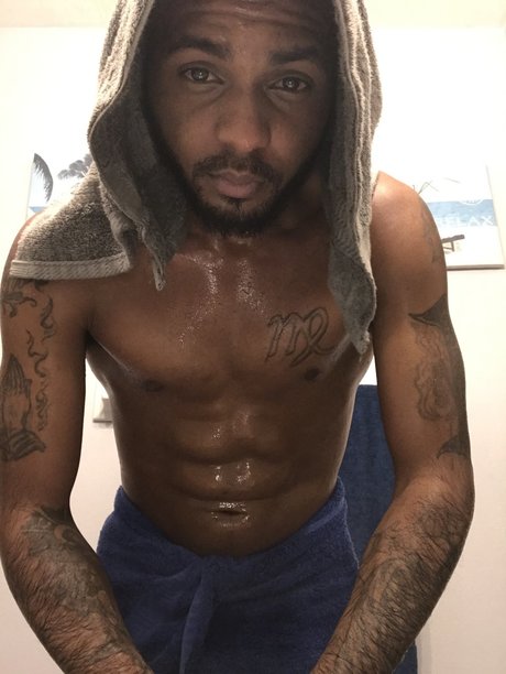 Foto desnuda filtrada de OnlyFans de Domo