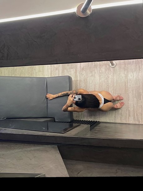 Foto desnuda filtrada de OnlyFans de Agustina Cubas