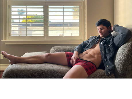 Foto desnuda filtrada de OnlyFans de M Samuel