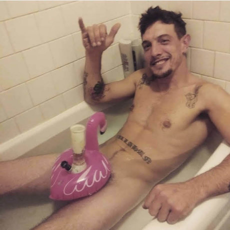 Foto desnuda filtrada de OnlyFans de Bern Callaway