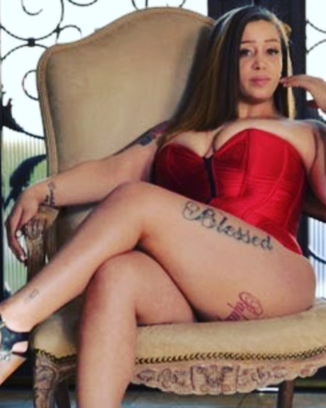 Alexis Love Free       Dm Fee 10