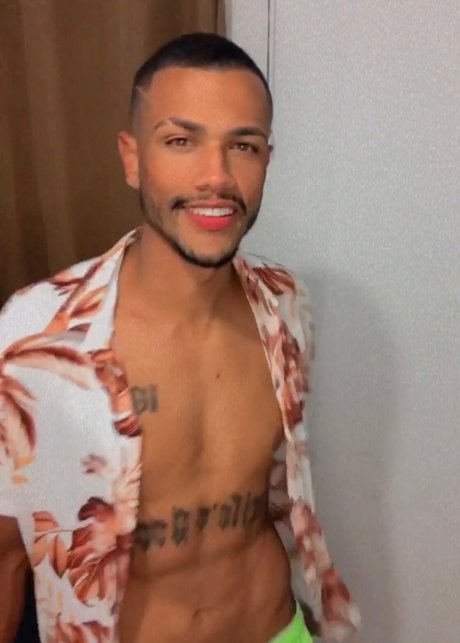 Eric Santos
