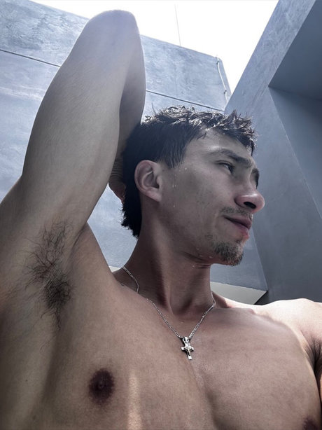 Foto desnuda filtrada de OnlyFans de Andy
