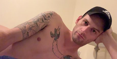 Foto desnuda filtrada de OnlyFans de Ronnie T
